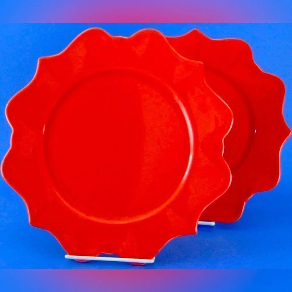 Dinner Plates Made In Portugal Arrest Me Christmas Red Scalloped Edge Set Of 2